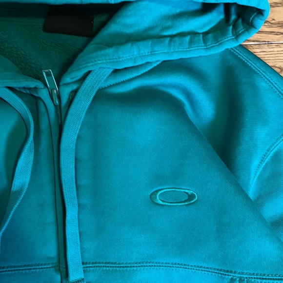 Vintage Oakley zip up sweater - Picture 2 of 5